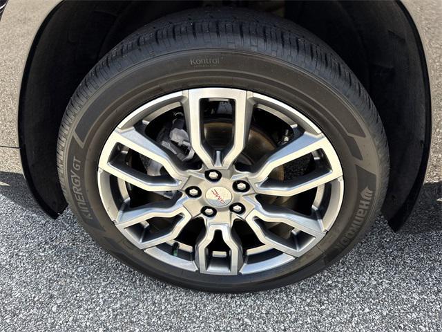 Photo of 2022 Ebony Twilight Metallic GMC Terrain