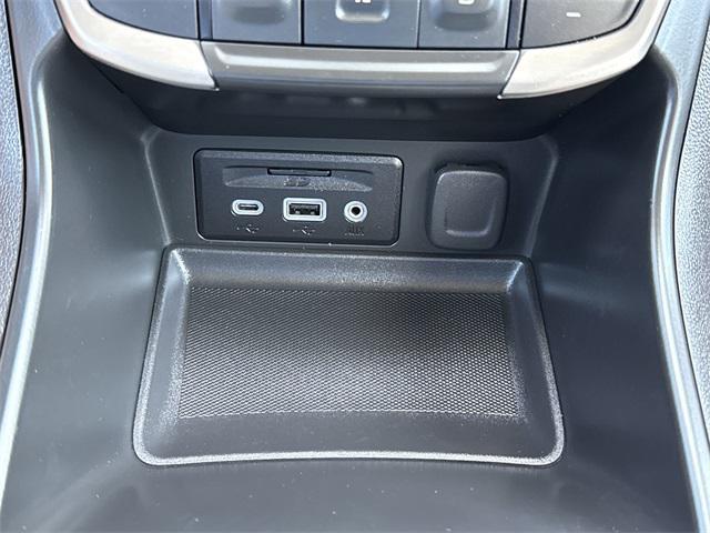 Photo of 2022 Ebony Twilight Metallic GMC Terrain