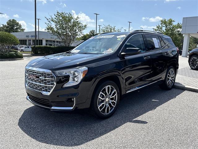 Photo of 2022 Ebony Twilight Metallic GMC Terrain