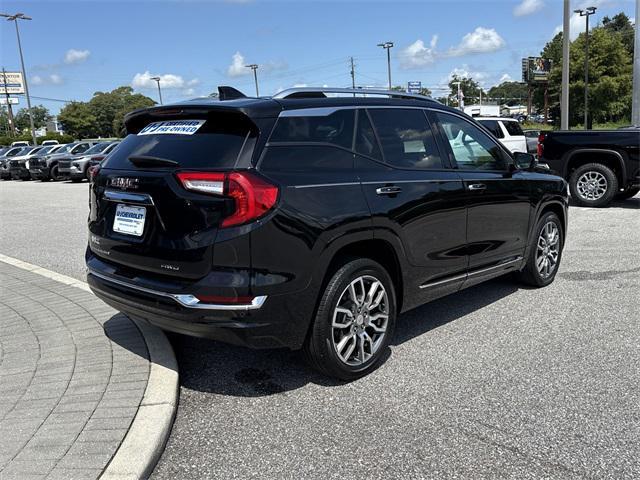 Photo of 2022 Ebony Twilight Metallic GMC Terrain