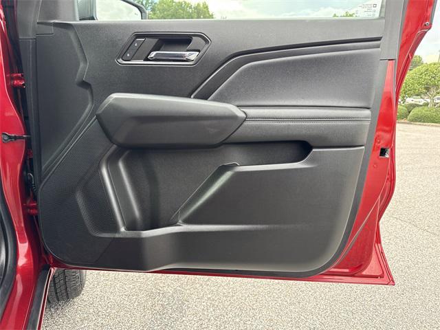 Photo of 2023 Radiant Red Tintcoat Chevrolet Colorado