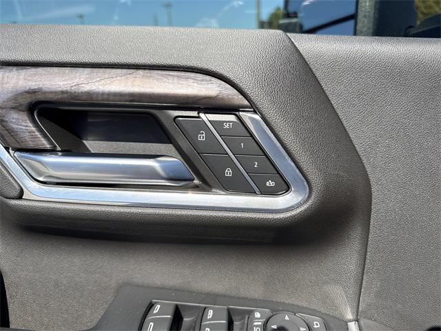 Photo of 2024 Summit White Chevrolet Silverado 2500
