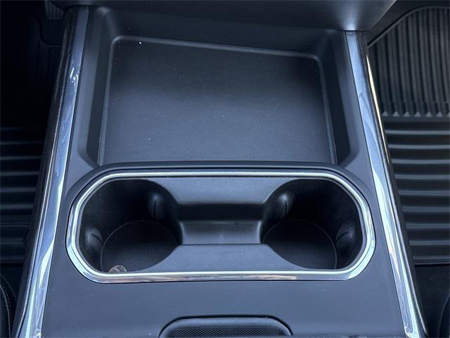 Photo of 2024 Summit White Chevrolet Silverado 2500
