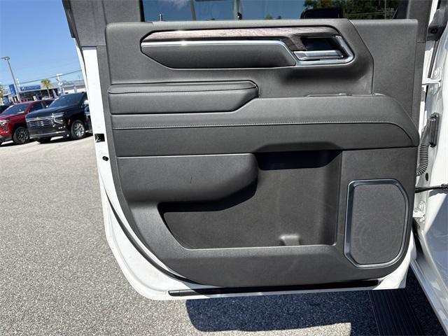 Photo of 2024 Summit White Chevrolet Silverado 2500