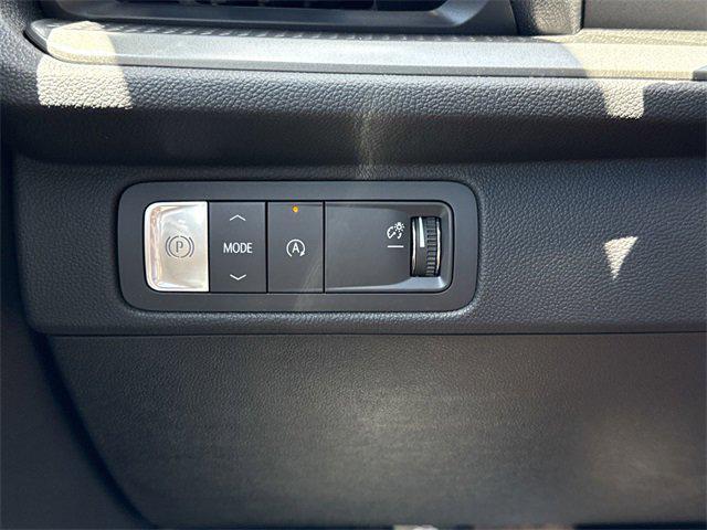 Photo of 2025 Sterling Chevrolet Traverse