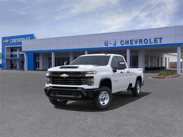 Photo of 2025 Summit White Chevrolet Silverado 2500