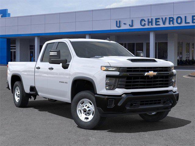 Photo of 2025 Summit White Chevrolet Silverado 2500