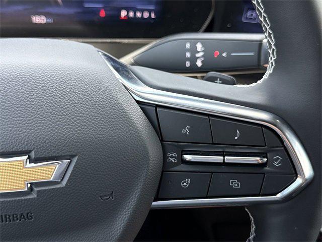 Photo of 2025 Radiant Red Chevrolet Traverse