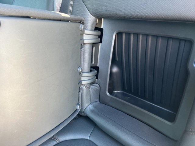 Photo of 2021 Summit White GMC Sierra 1500