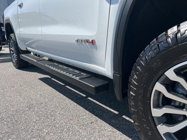 Photo of 2021 Summit White GMC Sierra 1500