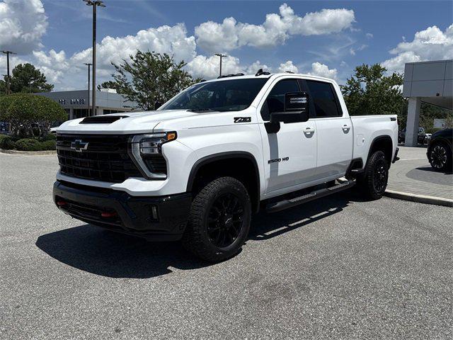 Photo of 2025 Summit White Chevrolet Silverado 2500