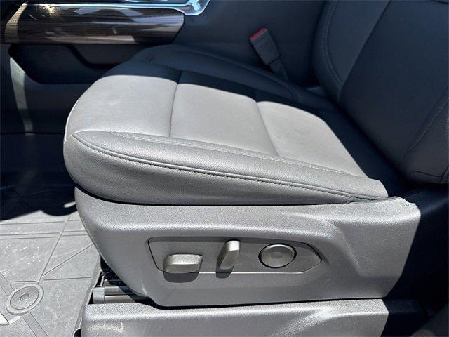 Photo of 2025 Summit White Chevrolet Silverado 2500