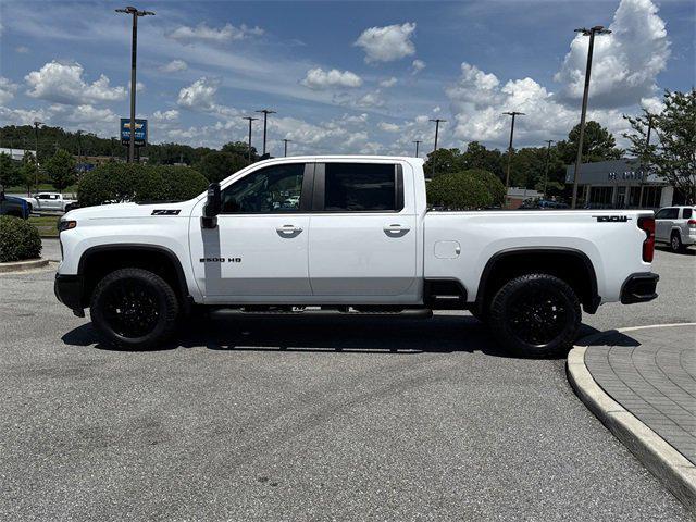 Photo of 2025 Summit White Chevrolet Silverado 2500