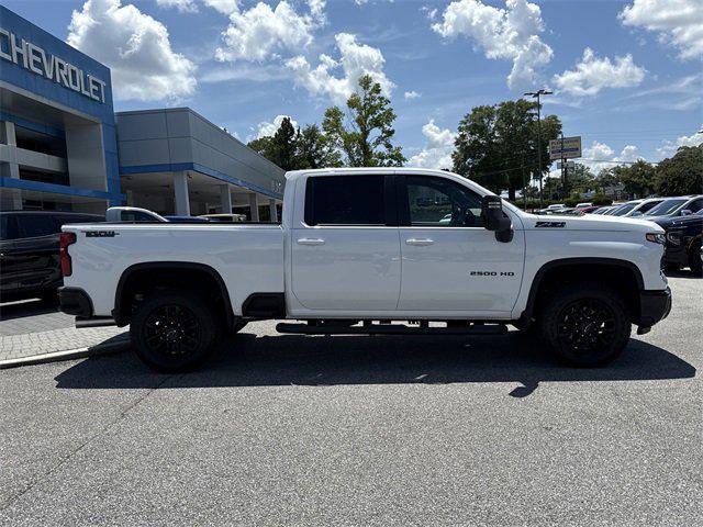 Photo of 2025 Summit White Chevrolet Silverado 2500