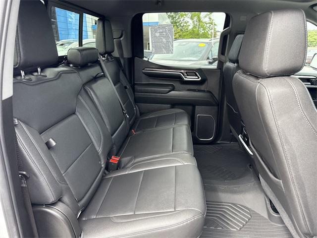 Photo of 2024 Iridescent Pearl Tricoat Chevrolet Silverado 1500