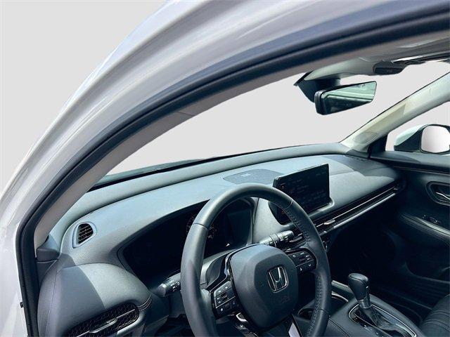 Photo of 2023 White Honda HR-V