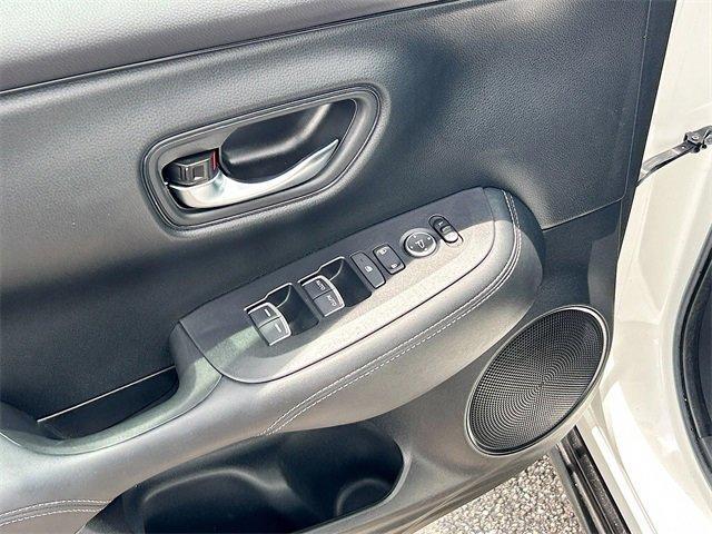 Photo of 2023 White Honda HR-V