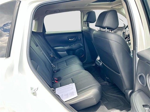 Photo of 2023 White Honda HR-V