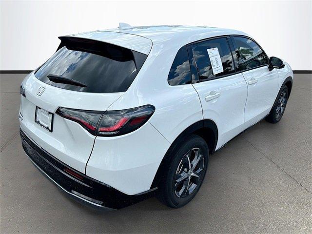 Photo of 2023 White Honda HR-V
