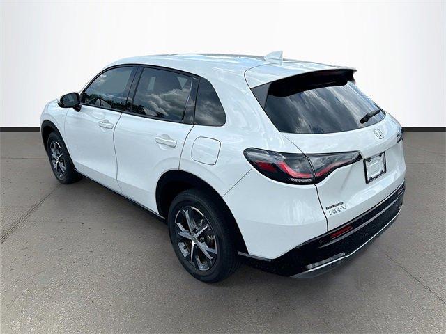 Photo of 2023 White Honda HR-V