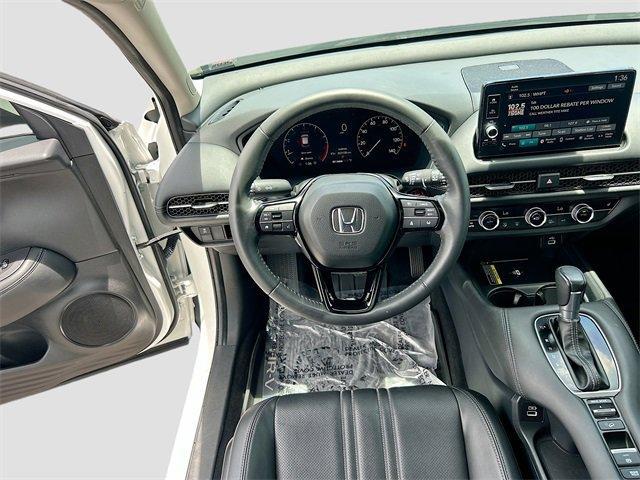 Photo of 2023 White Honda HR-V