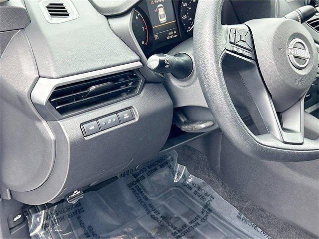 Photo of 2024 Brilliant Silver Metallic Nissan Altima