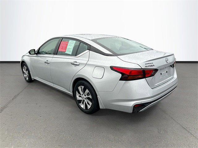 Photo of 2024 Brilliant Silver Metallic Nissan Altima