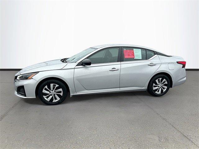 Photo of 2024 Brilliant Silver Metallic Nissan Altima
