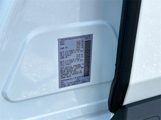 Photo of 2025 Everest White P Nissan Pathfinder