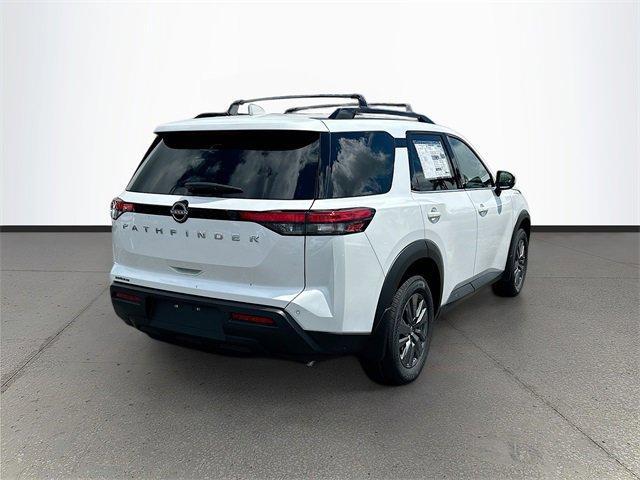 Photo of 2025 Everest White P Nissan Pathfinder