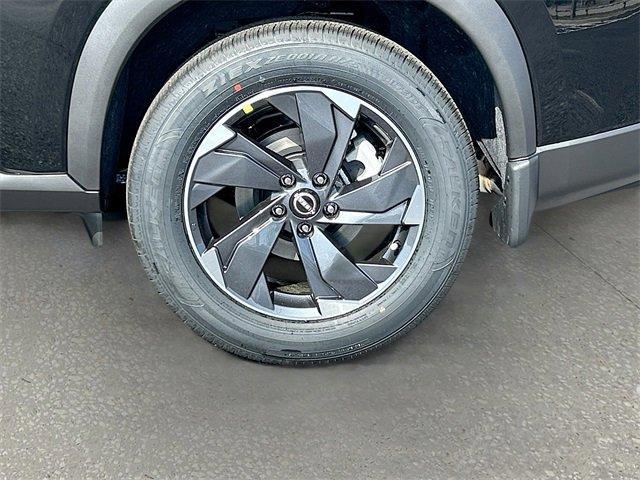 Photo of 2025 Black Nissan Rogue