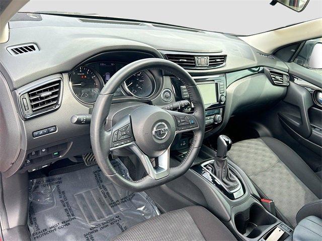 Photo of 2019 Scarlet Ember Nissan Rogue Sport