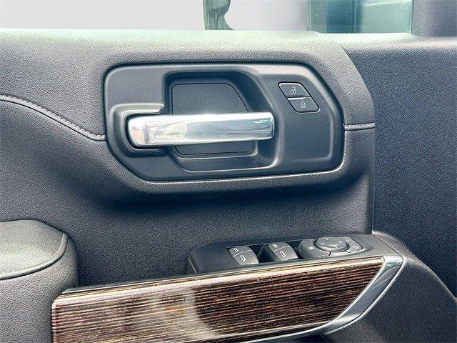 Photo of 2023 Summit White GMC Sierra 2500