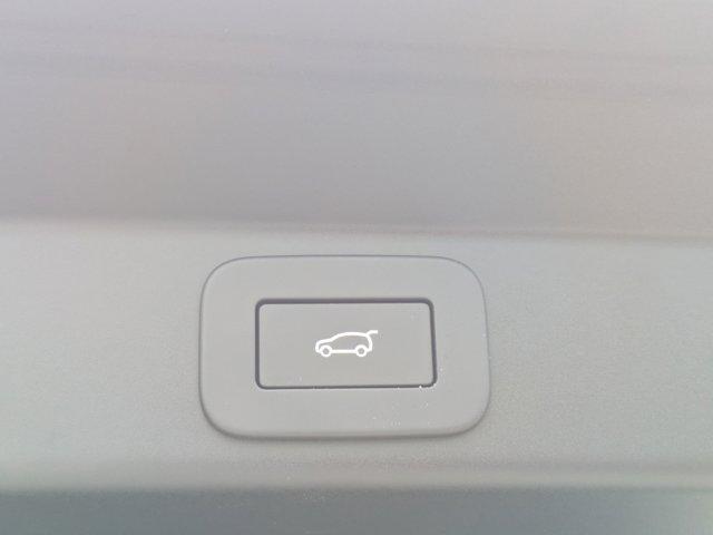 Photo of 2025 Marl Grey Gloss Land Rover Range Rover Sport
