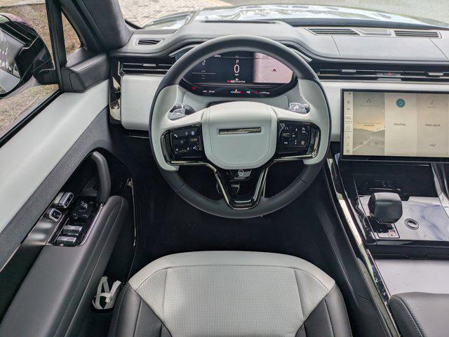 Photo of 2025 Marl Grey Gloss Land Rover Range Rover Sport