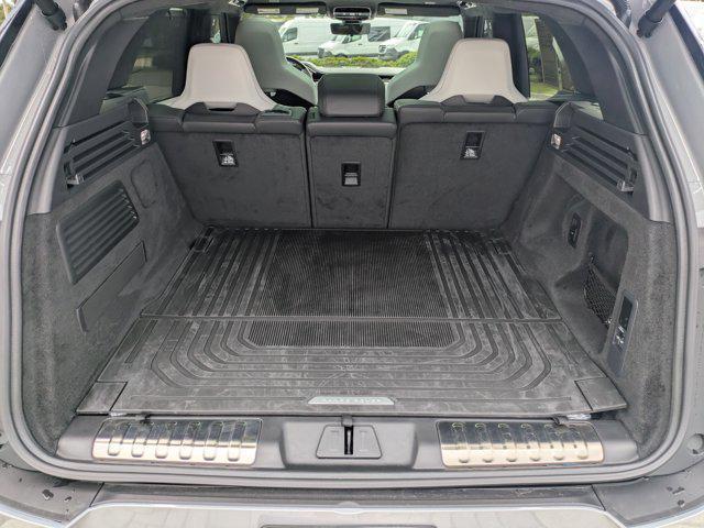 Photo of 2025 Marl Grey Gloss Land Rover Range Rover Sport
