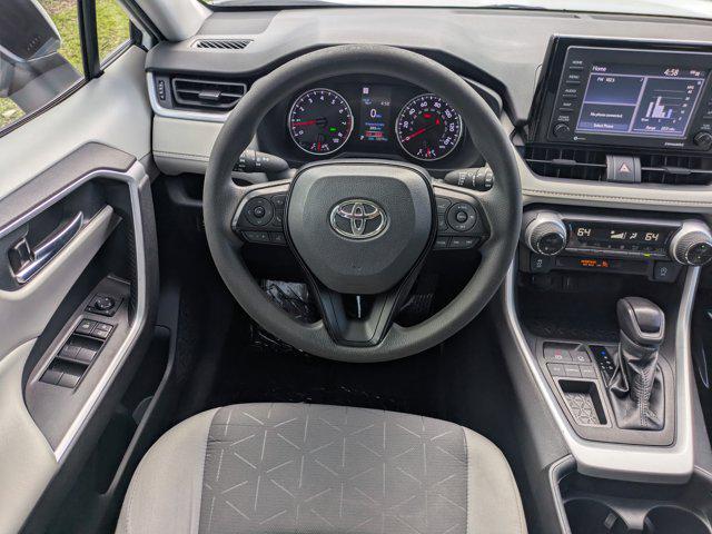 Photo of 2021 Super White Toyota RAV4