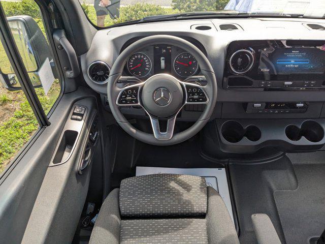 Photo of 2024 Mercedes-Benz Sprinter 2500