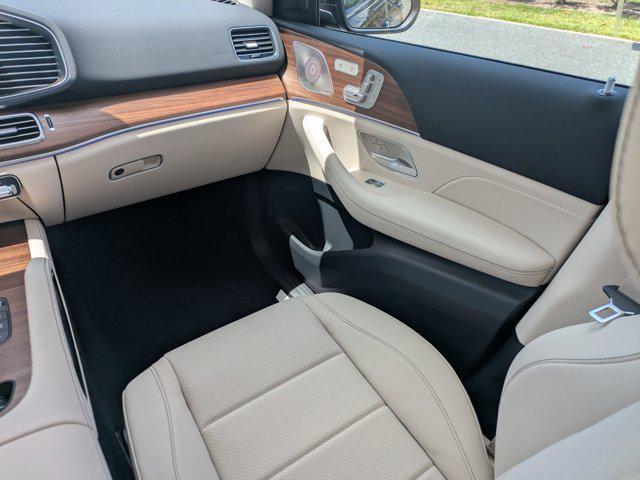 Photo of 2026 Black Mercedes-Benz GLE 450