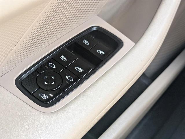 Photo of 2021 Neptune Blue Porsche Taycan