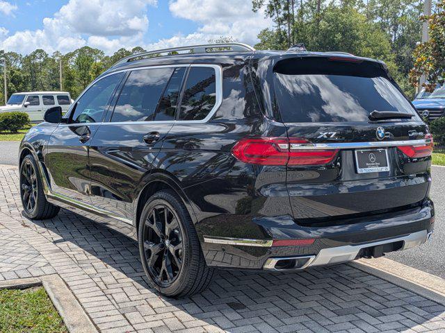 Photo of 2020 Black Sapphire Metallic BMW X7