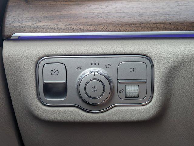 Photo of 2025 Blue Mercedes-Benz GLE 350