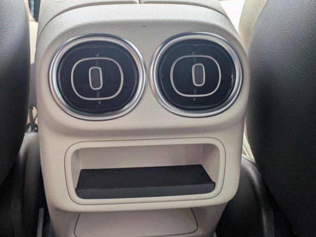 Photo of 2025 Polar White Mercedes-Benz GLC 300