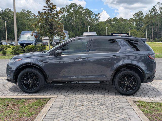 Photo of 2024 Varesine Blue Metallic Land Rover Discovery Sport