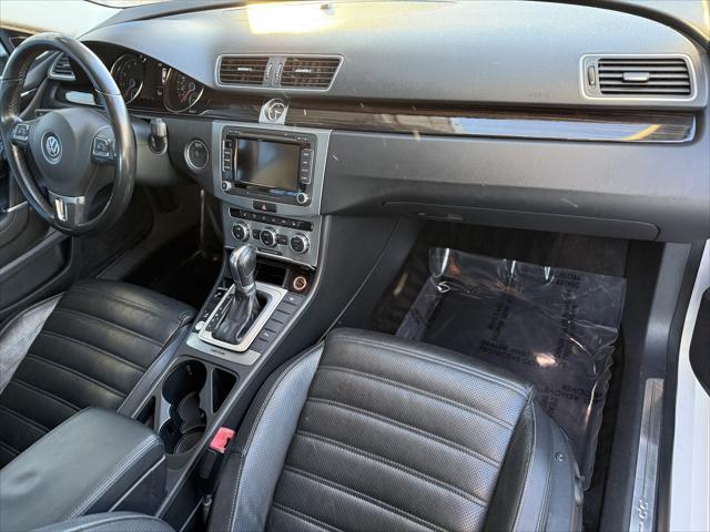 Photo of 2015 White Volkswagen CC