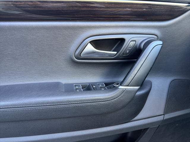 Photo of 2015 White Volkswagen CC