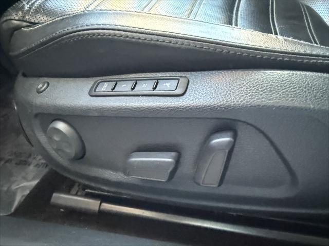Photo of 2015 White Volkswagen CC