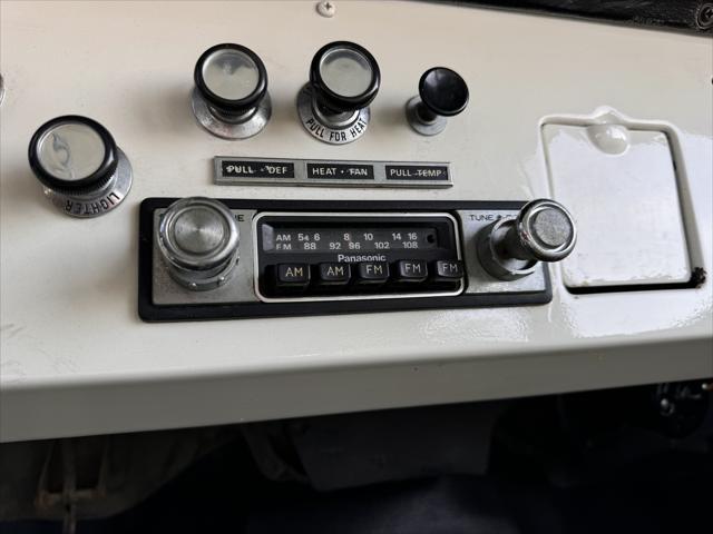 Photo of 1973 Green Ford Bronco