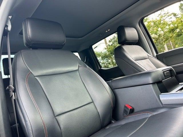 Photo of 2023 White Ford F-250