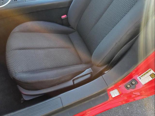 Photo of 2006 Red Mazda MX-5 Miata